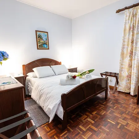 Hortensia アパート フルナス